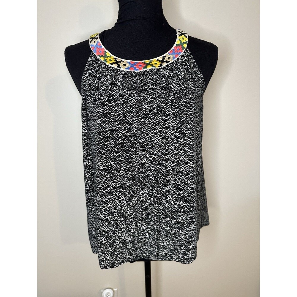 THML  Embroidered Neckline Halter Sleeveless Top Tank Sz M #1257